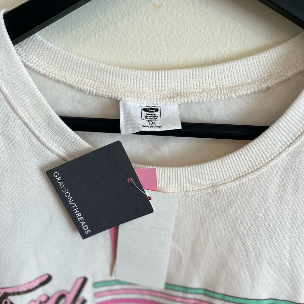 Grayson Threads Ford Bronco Girl Graphic Sweatshirt White Size 1X NWT - Picture 6 of 7